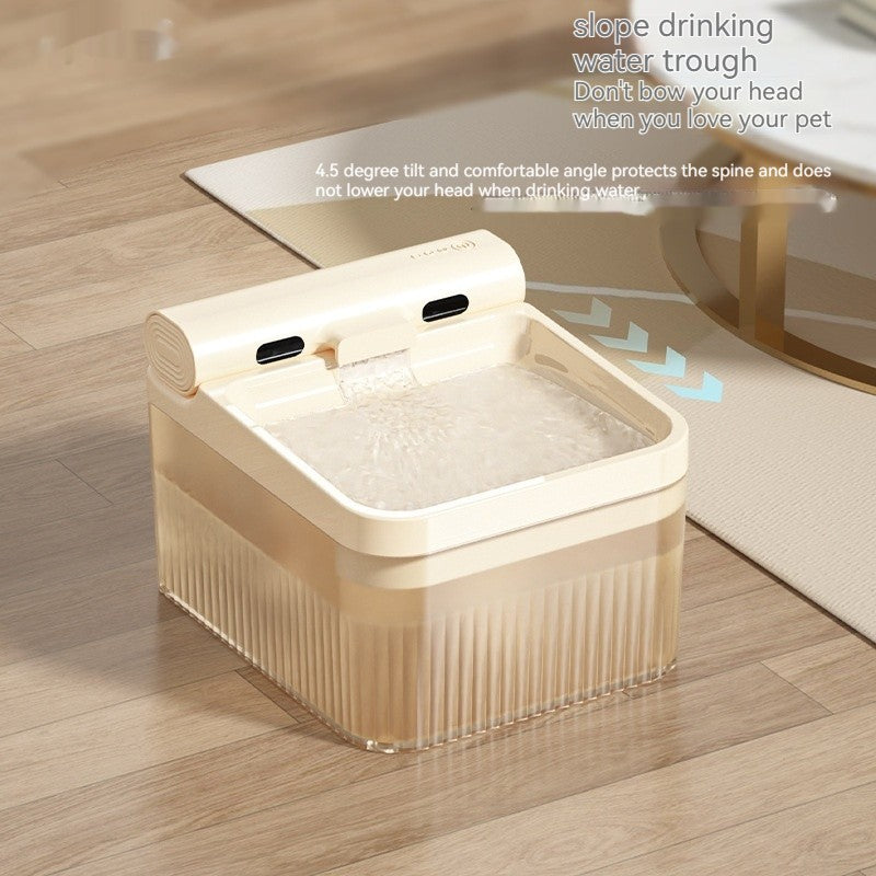 Intelligenter Wasserspender für Haustiere aus Kunststoff, gut aussehender Trinknapf mit Dreifachfilter, 4 l, große Kapazität, Wasserspender für Katzen, Haustierprodukte
