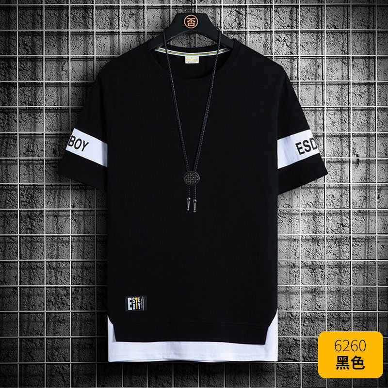 Lässige T-Shirt-Shorts-Kombination