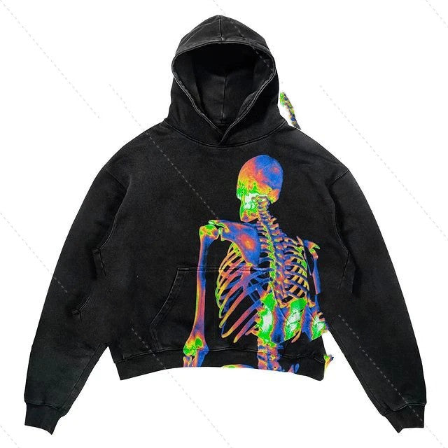 Ropa de hombre con estampado de letras y explosión de calaveras