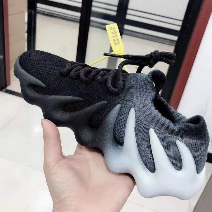 Atmungsaktive Sneakers mit runder Zehenpartie und Schnürung