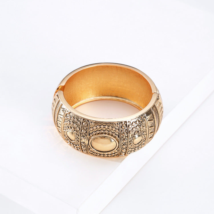 Drum-shaped Bracelet Ladies Niche Design Totem Bracelet