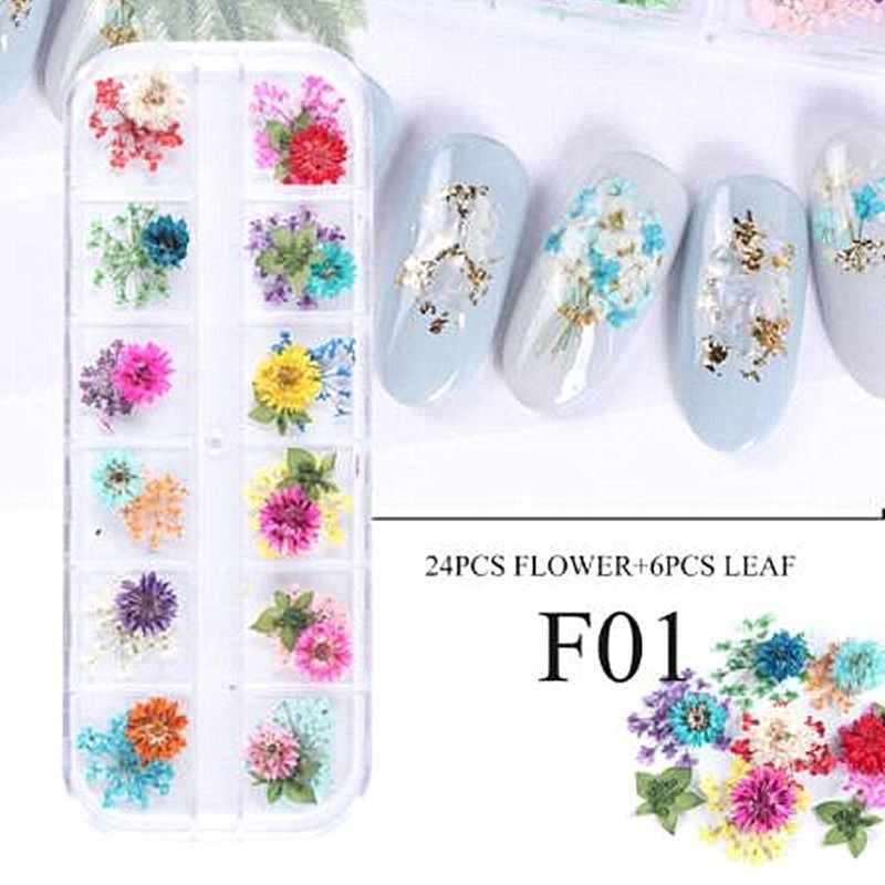 Nailart Trockenblumen