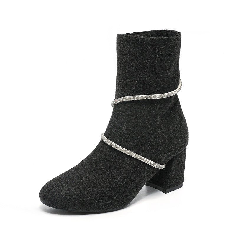 Klobige Stiefel mit mittelhohem Absatz und Strass-Kettendesign für Damen