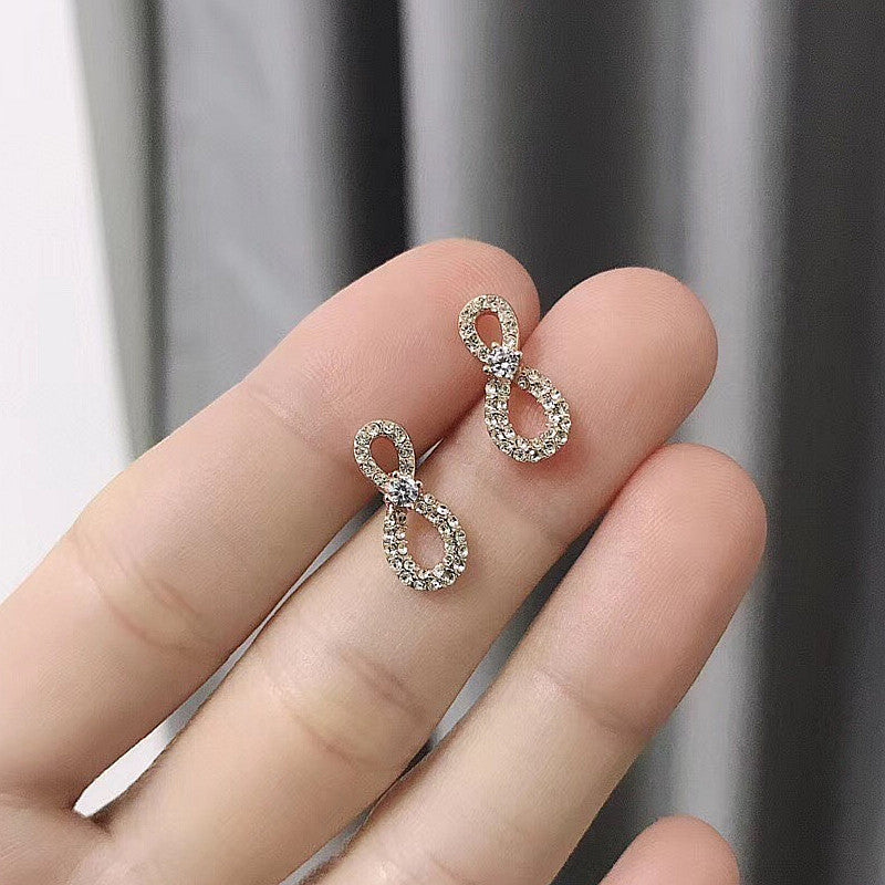Crystal Series Infinite Love 8 Stud Earrings Fashionable Versatile Silver Earrings Full Of Diamonds