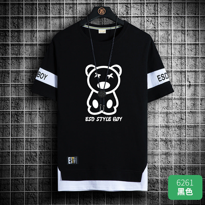 Lässige T-Shirt-Shorts-Kombination