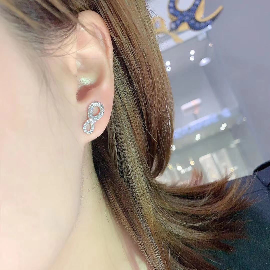 Crystal Series Infinite Love 8 Stud Earrings Fashionable Versatile Silver Earrings Full Of Diamonds