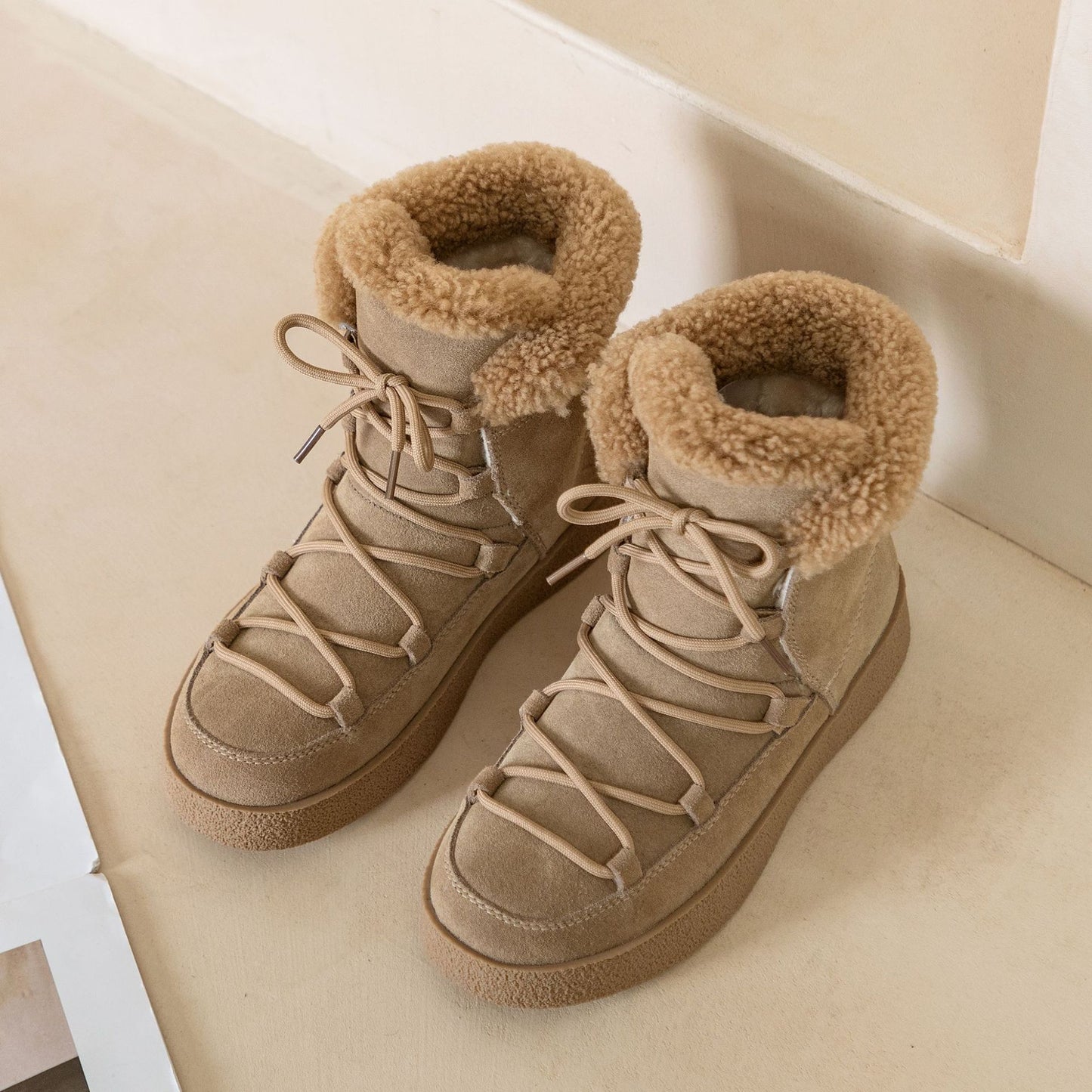 Damen Stiefeletten mit dicker Sohle und warmer, runder Spitze