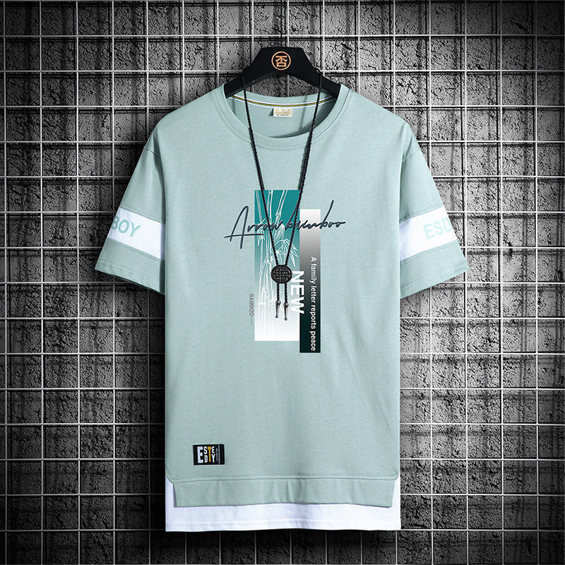 Lässige T-Shirt-Shorts-Kombination 