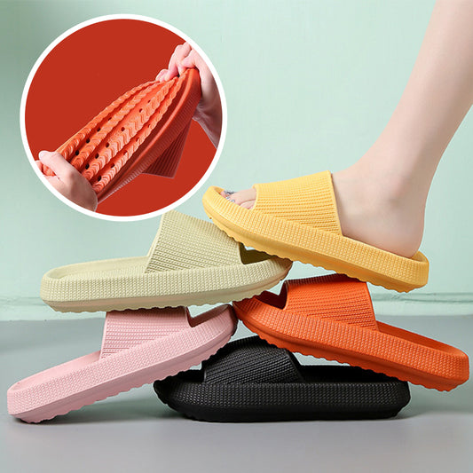 Zapatillas de casa para parejas que se sienten frescas al pisar pantuflas de excrementos